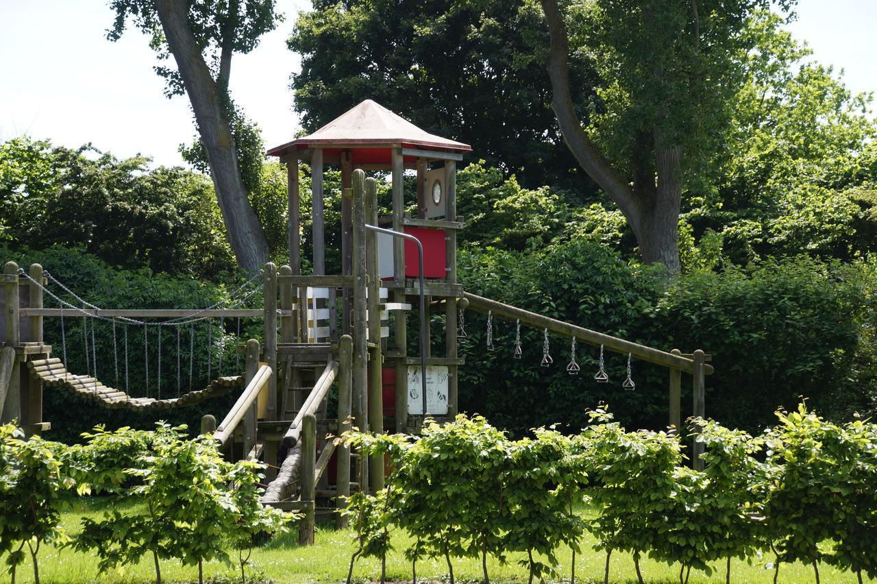 Vakantiehuizen Hofstede Elzenoord Vrouwenpolder Exterior foto